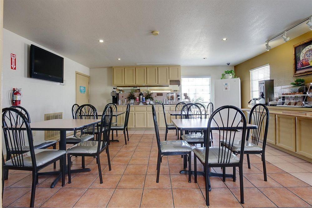 Texas Inn & Suites Pharr/San Juan Restaurant photo