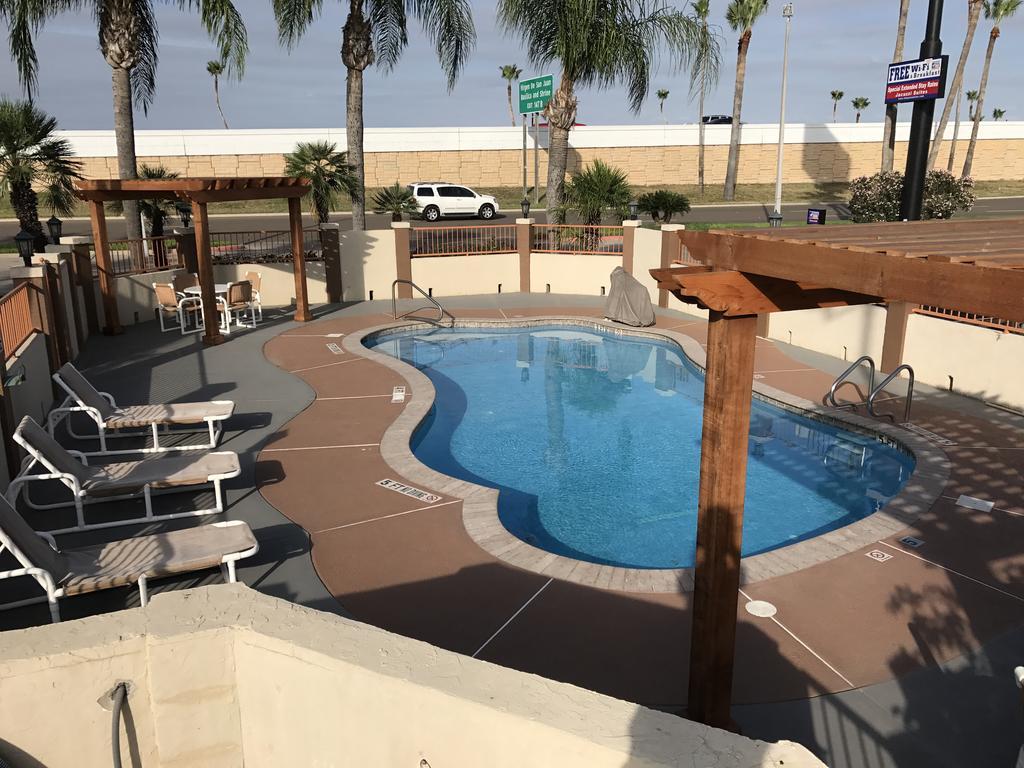 Texas Inn & Suites Pharr/San Juan Exterior photo